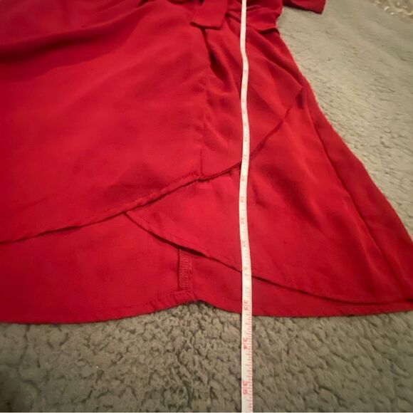 Love Riche  Burgundy Dress Size Medium Tie Front - Picture 4 of 8